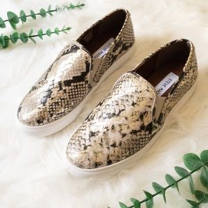 Steve Madden Snake Metallic Slip on sneaker 6.5